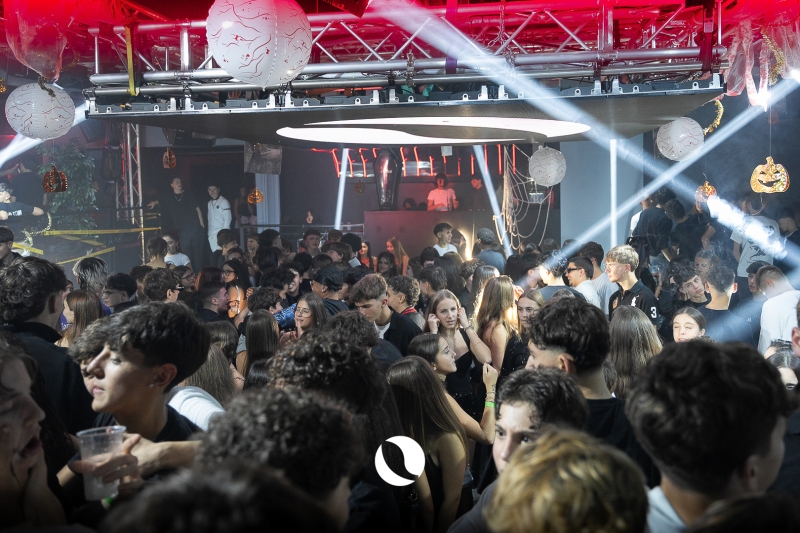 01.11-Pala-Club-84-di-85