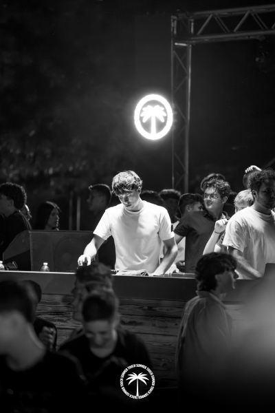 04.07-TOUCH-SUMMER-74-di-87