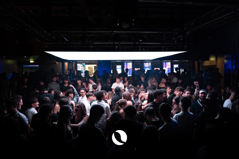 04.10-PALA-CLUB-69-di-76