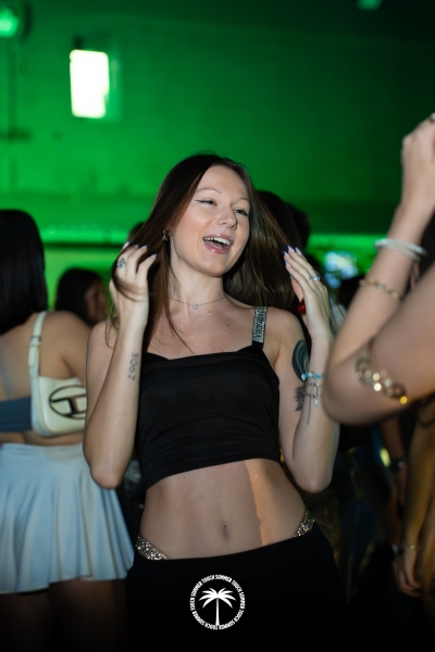 05.09-TOUCH-SUMMER-11-di-81
