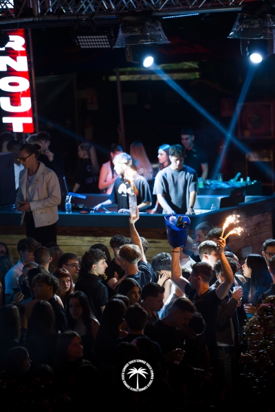 06.06-Touch-Summer-19-di-82