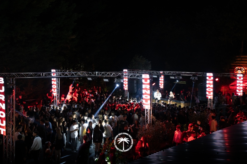 06.06-Touch-Summer-30-di-55