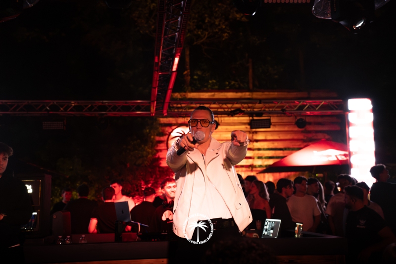 06.06-Touch-Summer-38-di-55
