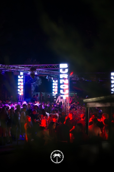 06.06-Touch-Summer-41-di-82