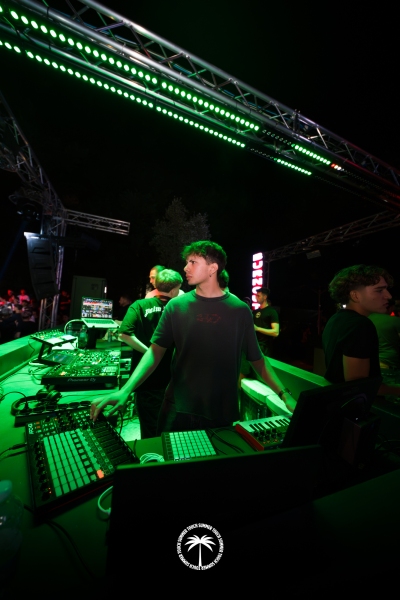 06.06-Touch-Summer-74-di-82