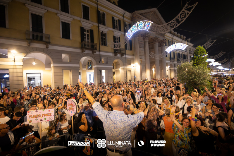 06.07-FLOWER-POWER-X-ILLUMINATA-CUNEO-74