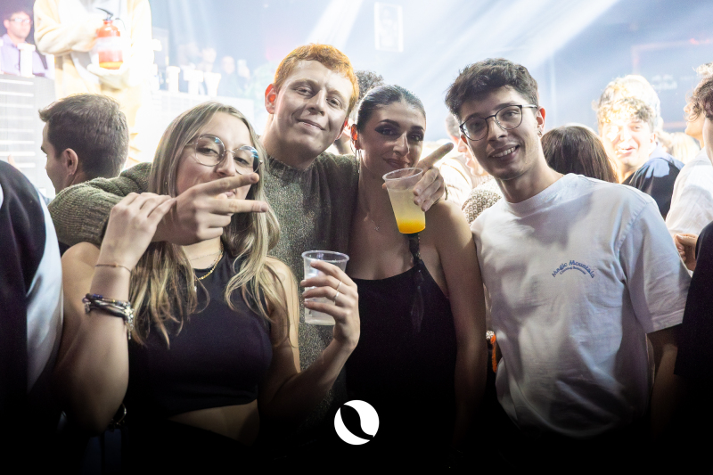 09.11-Pala-Club-39-di-98