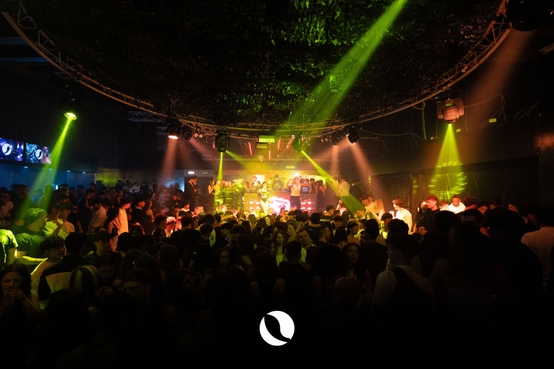 10.05-Plaa-Club-41-di-80