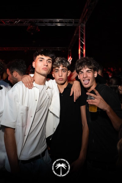 12.09-TOUCH-SUMMER-33-di-86