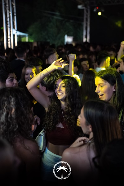 12.09-TOUCH-SUMMER-41-di-86