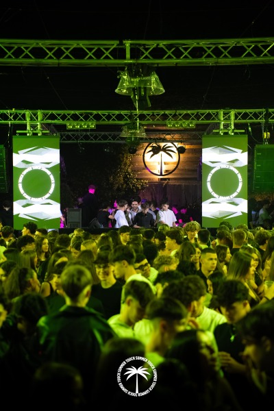 12.09-TOUCH-SUMMER-50-di-86