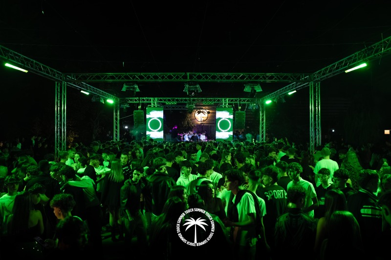 12.09-TOUCH-SUMMER-51-di-86