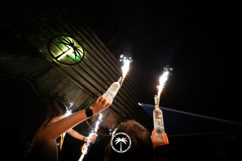 12.09-TOUCH-SUMMER-28-di-74