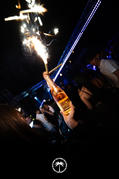 12.09-TOUCH-SUMMER-32-di-74