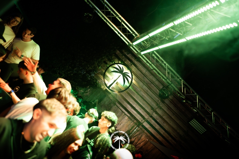 12.09-TOUCH-SUMMER-50-di-74