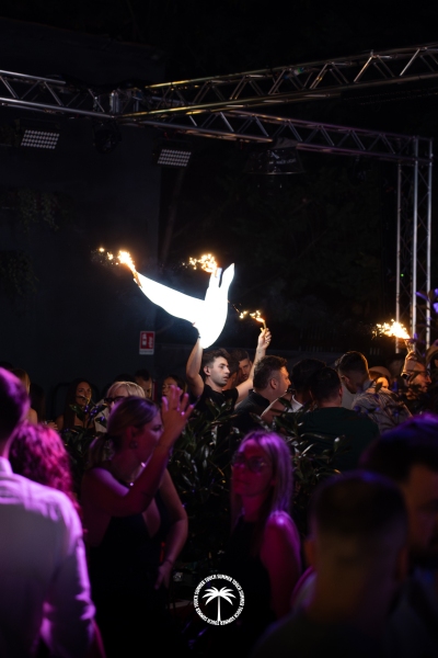 13.06-Touch-Summer-51-di-84