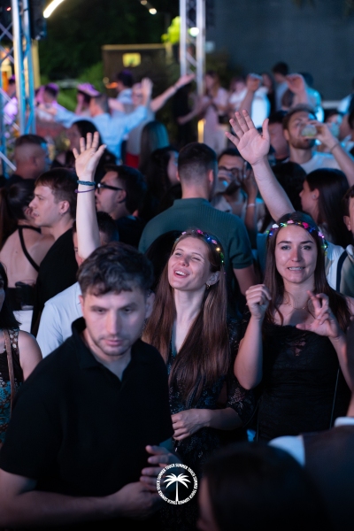 13.06-Touch-Summer-58-di-84
