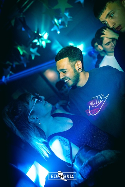 Euphoria-103-di-108