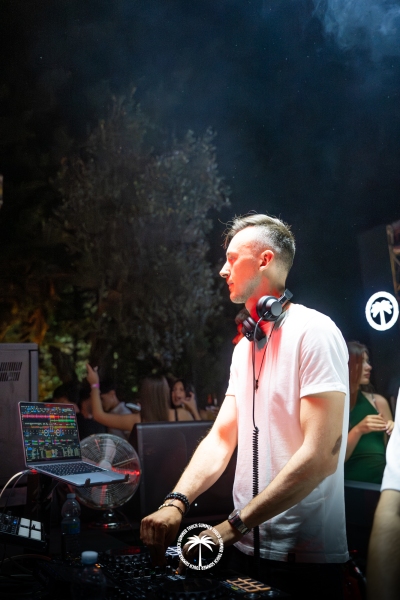 30.05-Touch-Summer-44-di-70