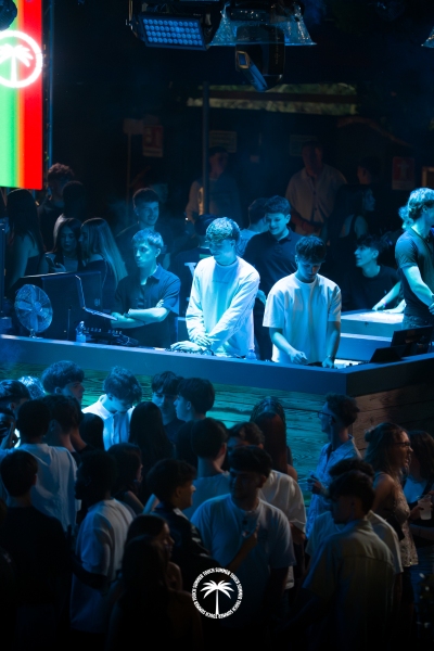30.05-Touch-Summer-_14-di-92